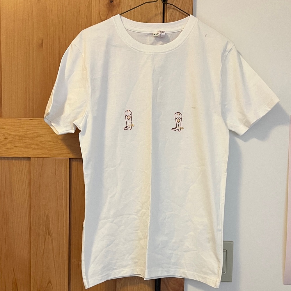 100% Organic Cotton Hand-embroidered Cowboy Boots t-shirt